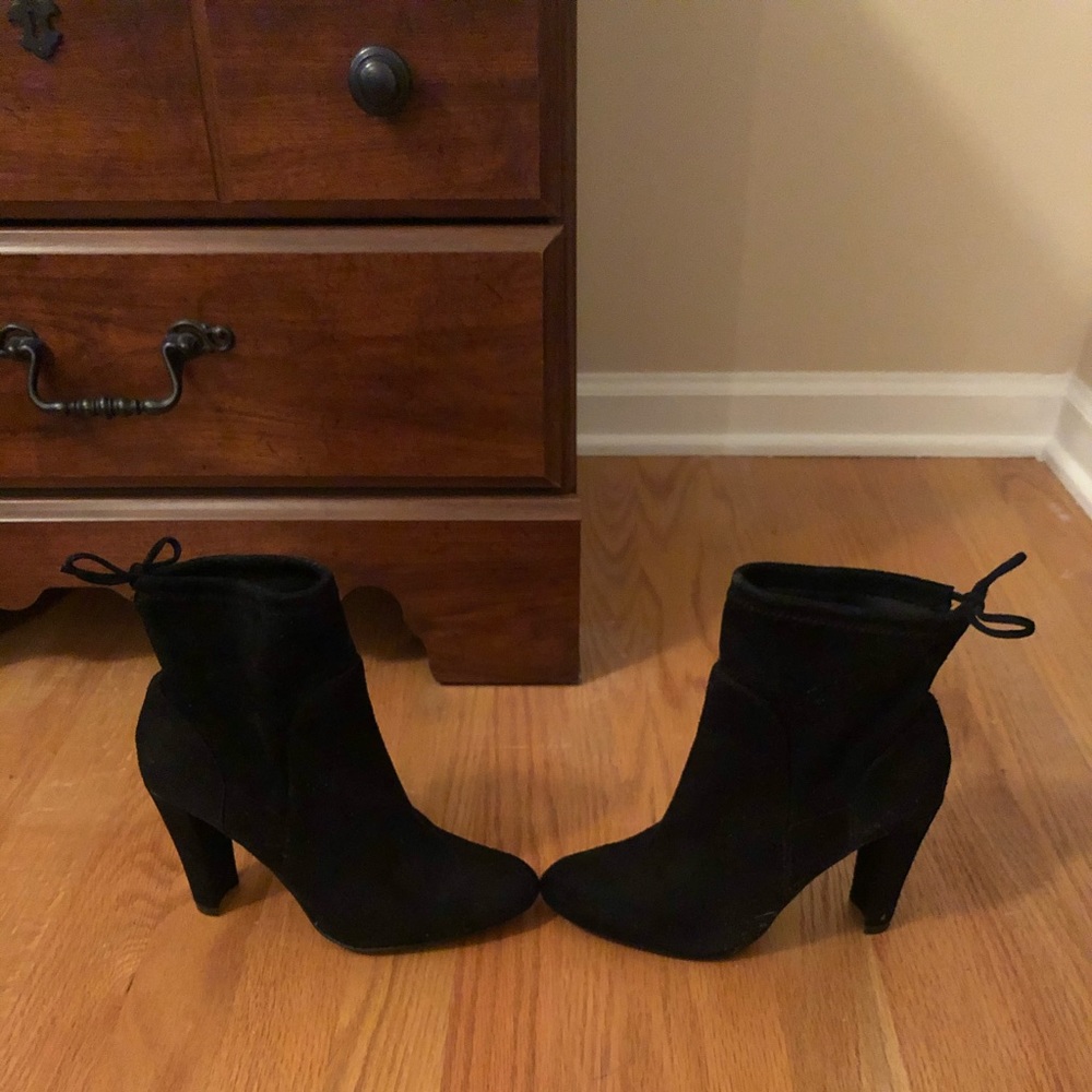 Black suede Charles by Charles David Booties